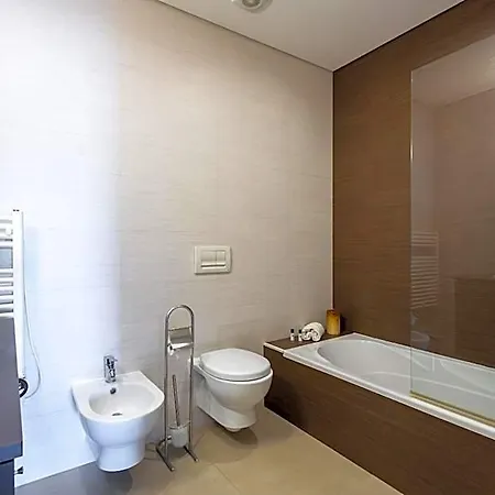 Hotel Sunrise T2 - By Smarthomes 4*